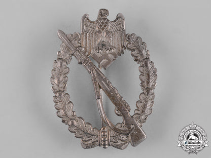 germany,_wehrmacht._a_infantry_assault_badge_in_silver,_by_deschler&_sohn_c19-3604_1