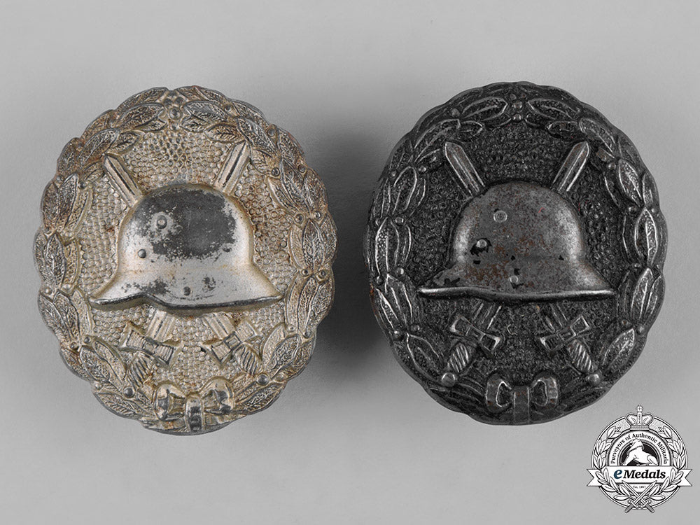 germany,_imperial._a_pair_of_first_war_wound_badges_c19-3616