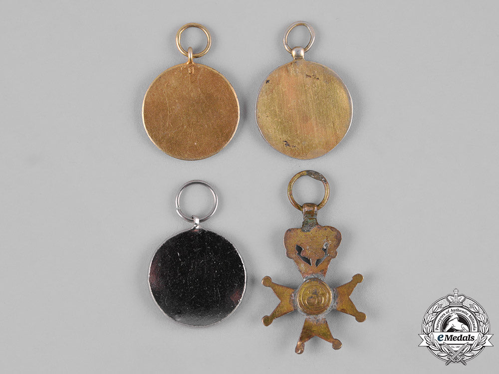 spain,_kingdom._a_lot_of_four_miniatures_decorations_c19-3646