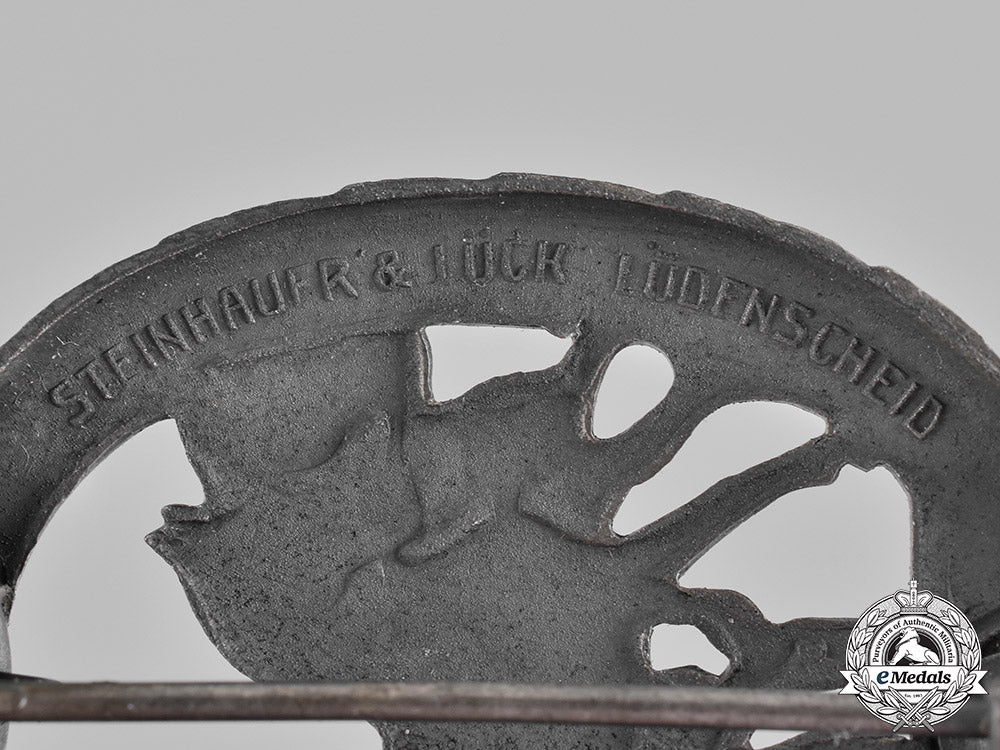 germany,_third_reich._a_horse_driver’s_badge,_silver_grade,_by_steinhauer&_lück_c19-367
