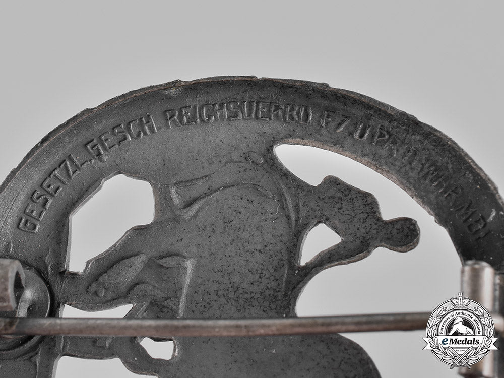 germany,_third_reich._a_horse_driver’s_badge,_silver_grade,_by_steinhauer&_lück_c19-368