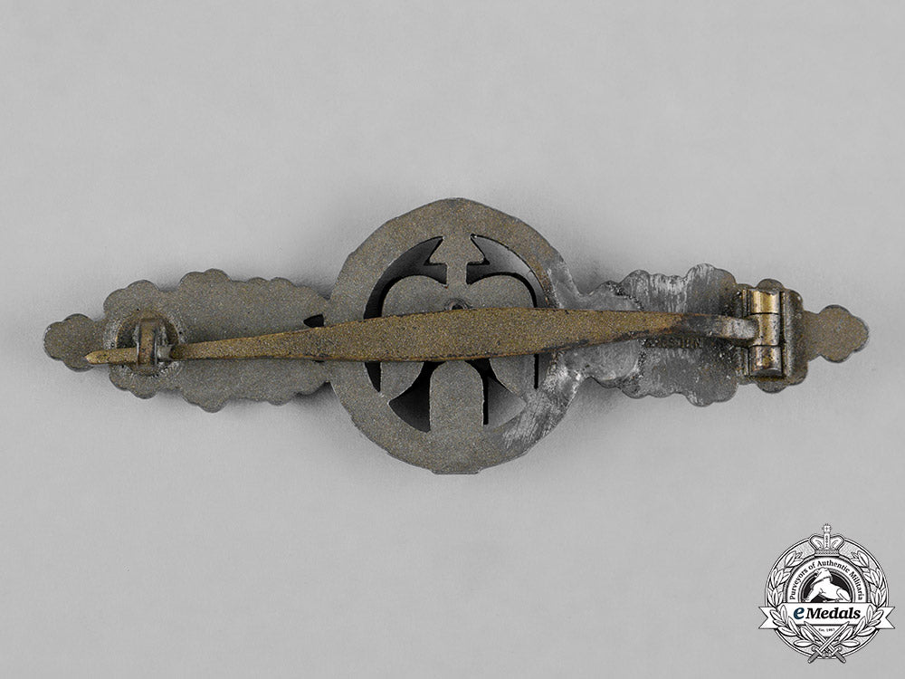germany,_luftwaffe._a_short_range_day_fighter_clasp,_bronze_grade,_by_g.h._osang,_with_envelope_c19-378_1_1_1
