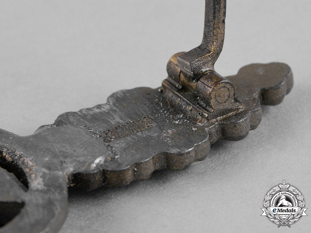 germany,_luftwaffe._a_short_range_day_fighter_clasp,_bronze_grade,_by_g.h._osang,_with_envelope_c19-382_1_1_1
