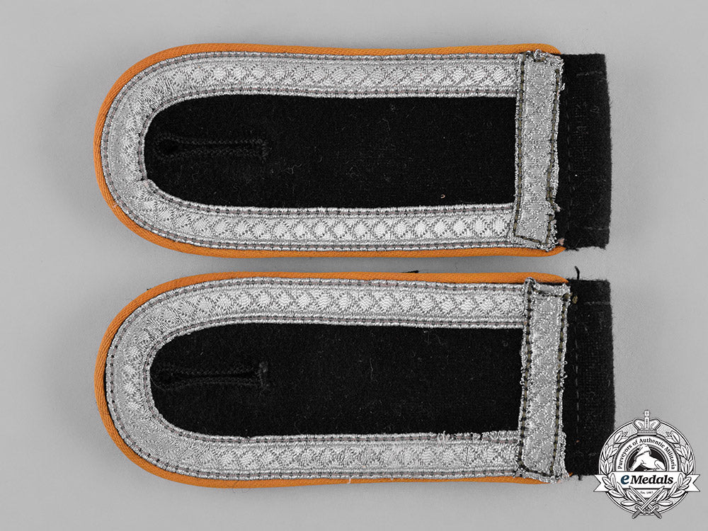 germany,_waffen-_ss._a_pair_of_reconnaissance/_cavalry_ss-_scharführer_shoulder_straps_c19-385_1