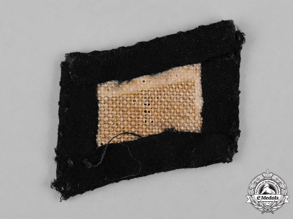 germany,_ss._a_waffen-_ss_em/_nco’s_collar_tab_c19-405