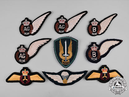 canada._a_lot_of_nine_armed_forces_badges_c19-4152