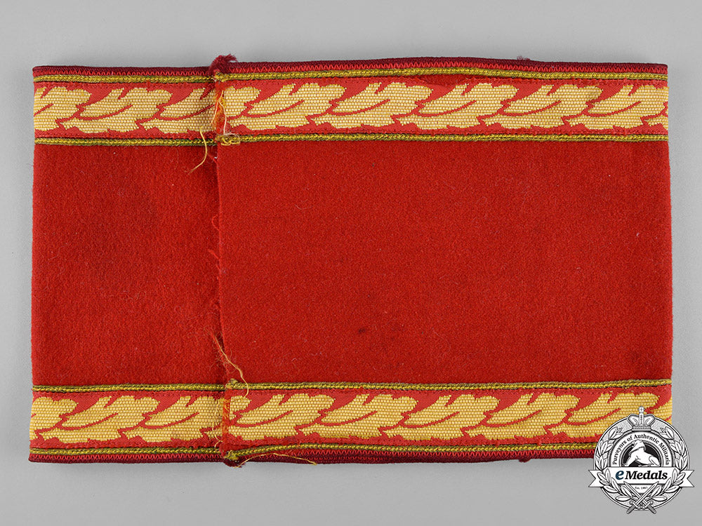 germany,_nsdap._a_reich-_level_main_department_leader_armband_c19-4213