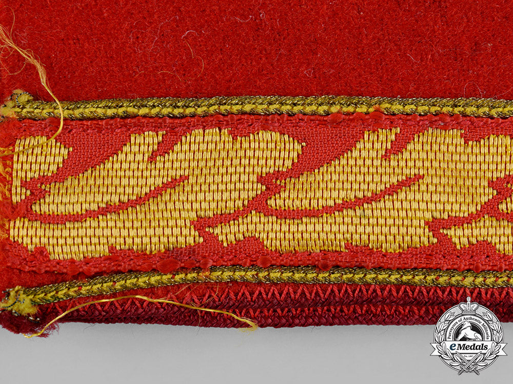 germany,_nsdap._a_reich-_level_main_department_leader_armband_c19-4214