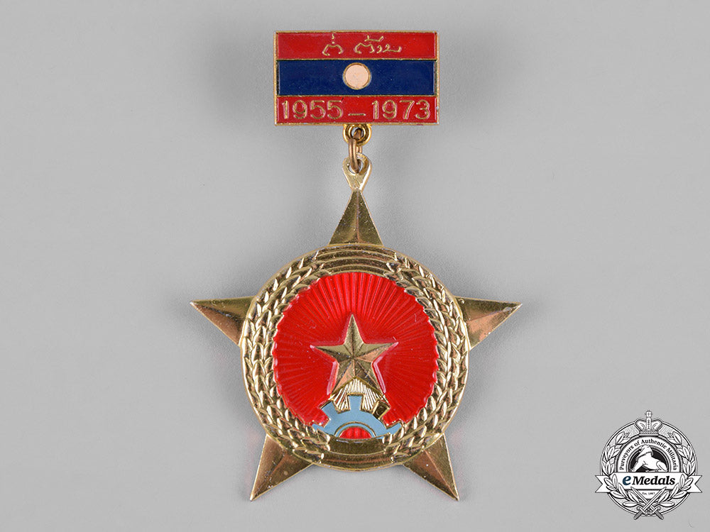 laos,_democratic_republic._a_medal_for_resistance_against_the_americans1955-1973_c19-4248