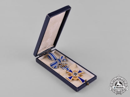 germany,_third_reich._a_cased_honour_cross_of_the_german_mother,_gold_grade,_by_ziemer&_söhne_c19-426