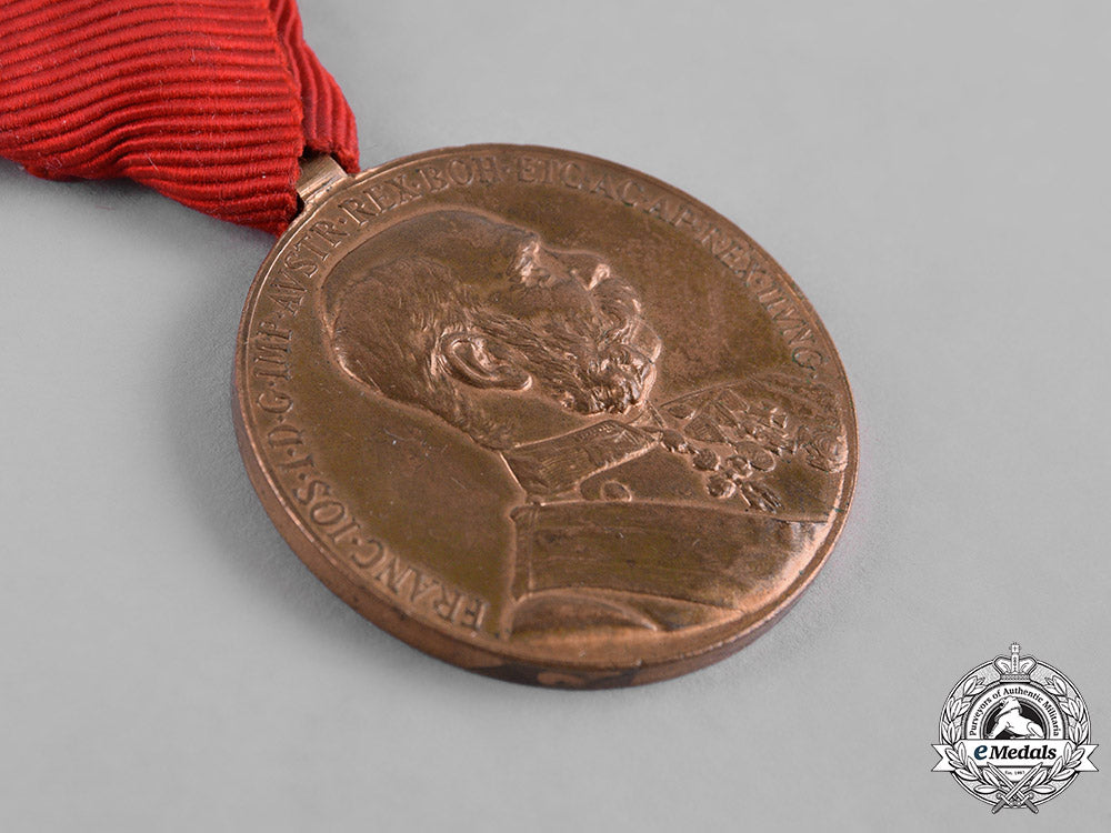 austria,_empire._a_lot_of_six_medals&_awards_c19-4368_1