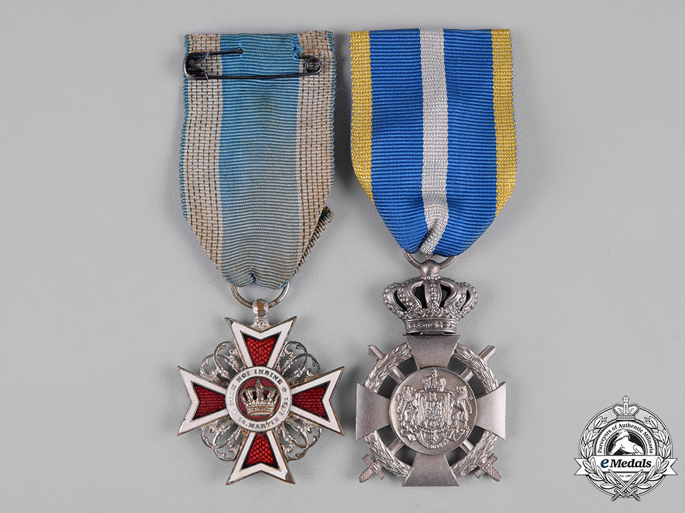 romania,_kingdom._two_decorations&_awards_c19-4394