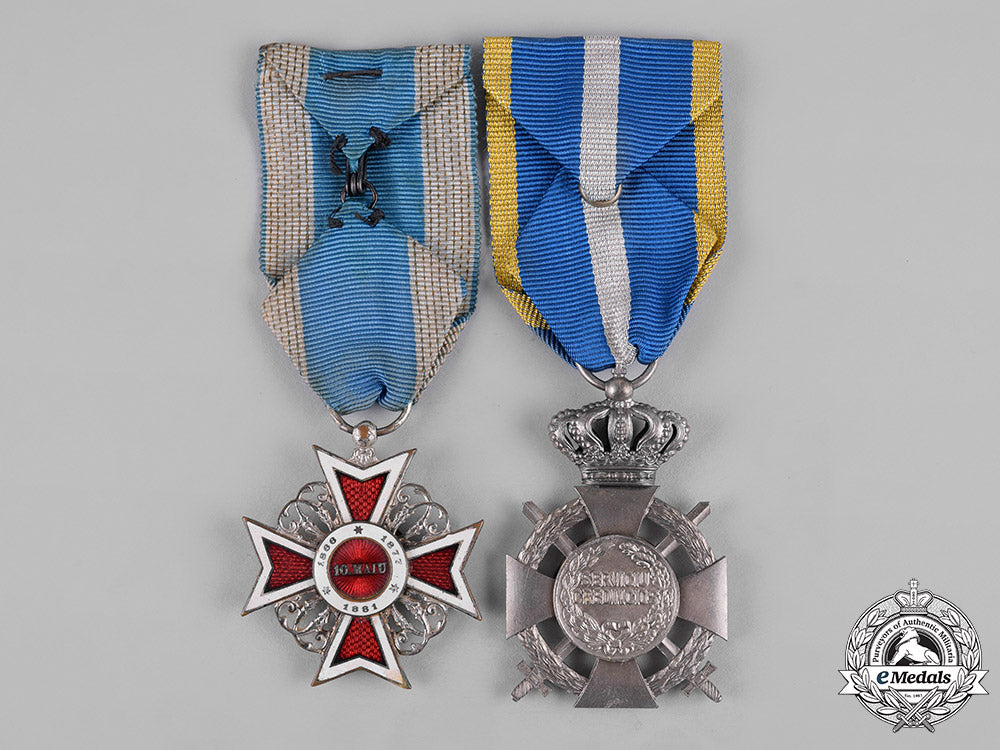 romania,_kingdom._two_decorations&_awards_c19-4395