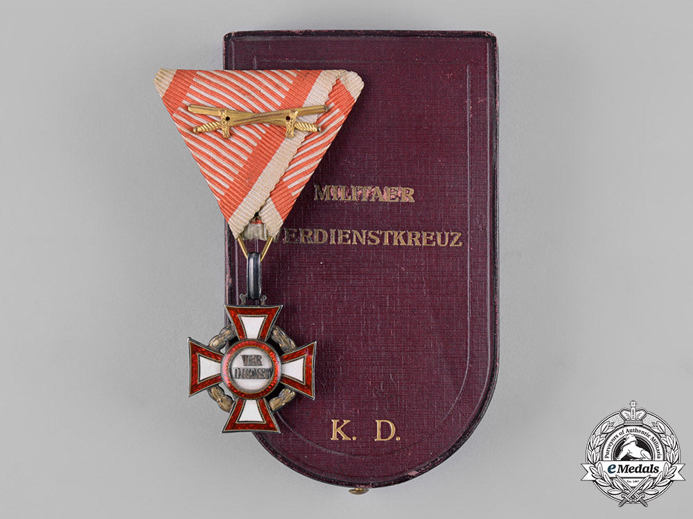 austria,_imperial._a_military_merit_cross,_iii_class_with_war_decoration_in_case,_by_v._mayers’_söhne_c19-4472_1