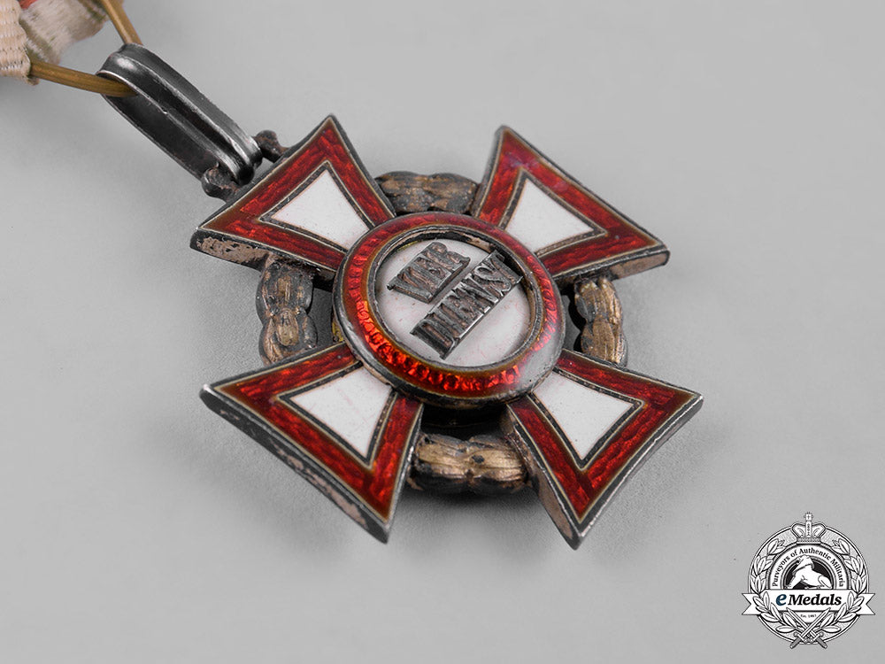 austria,_imperial._a_military_merit_cross,_iii_class_with_war_decoration_in_case,_by_v._mayers’_söhne_c19-4477_1