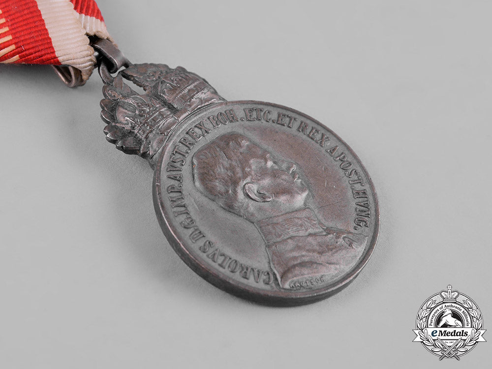 austria,_imperial._a_pair_of_imperial_austrian_medals_c19-4527