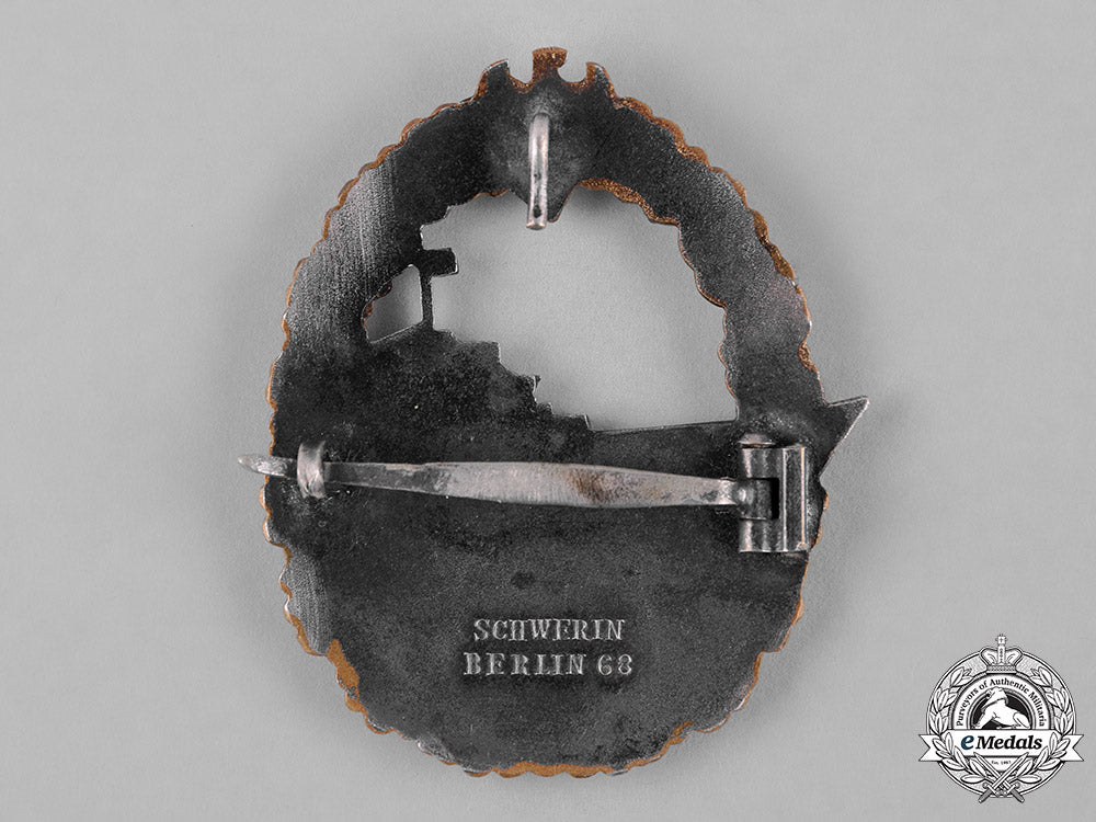germany,_kriegsmarine._a_destroyer_war_badge,_by_schwerin_c19-465