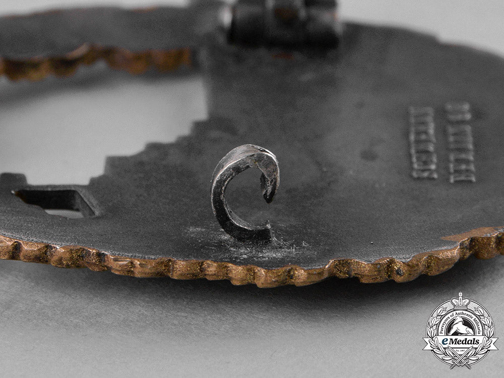 germany,_kriegsmarine._a_destroyer_war_badge,_by_schwerin_c19-468