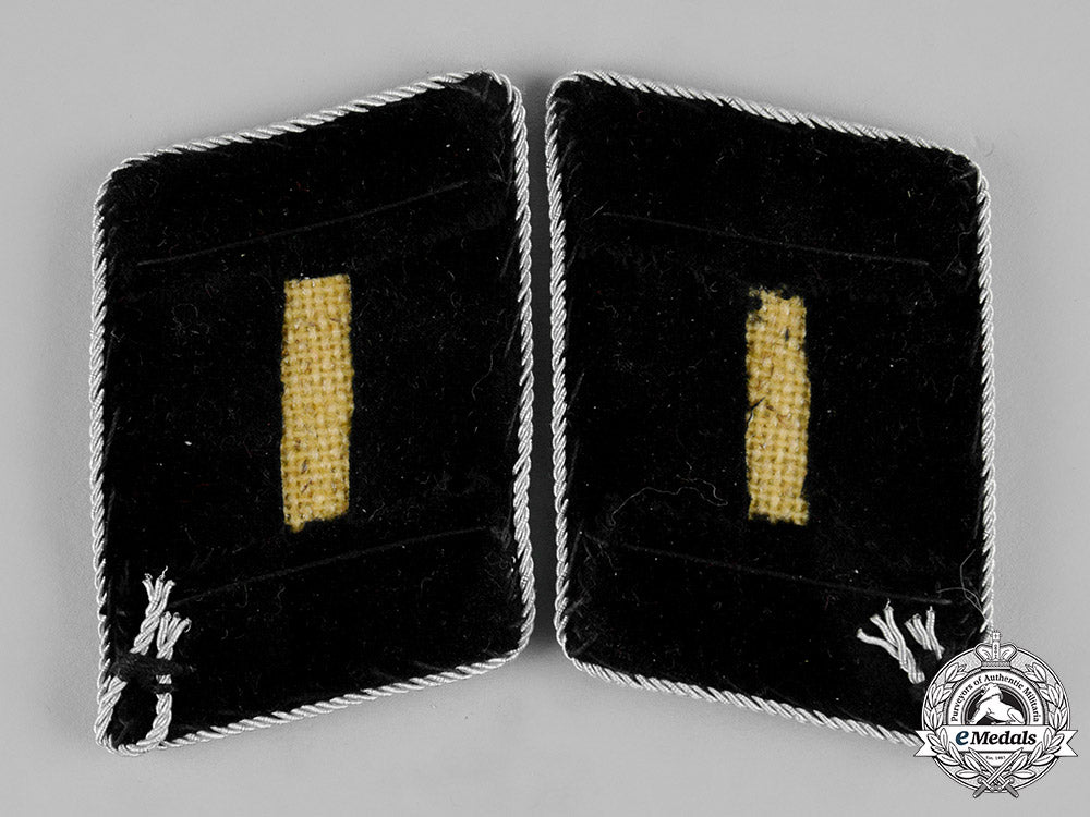 germany,_ss._a_pair_of_gruppenführer_collar_tabs_c19-4699_1