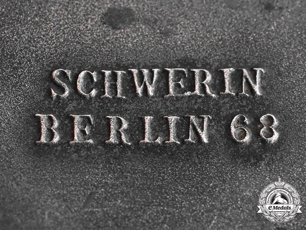 germany,_kriegsmarine._a_destroyer_war_badge,_by_schwerin_c19-470