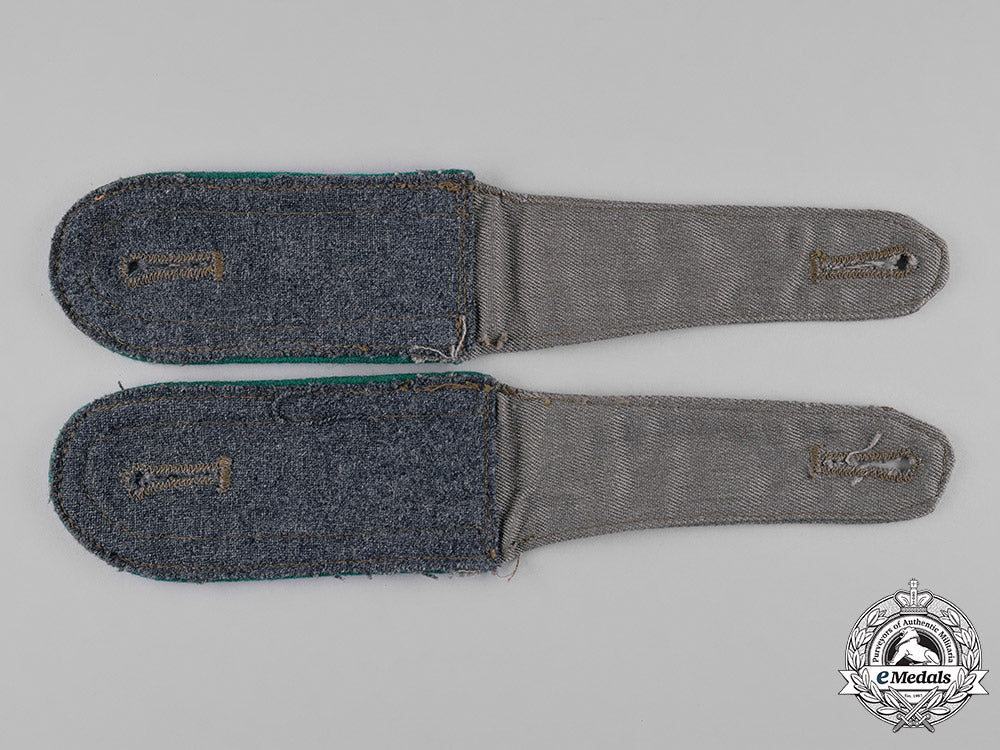 germany,_heer._a_pair_of_heer(_army)_gebirgsjäger_unteroffizier_shoulder_straps_c19-473
