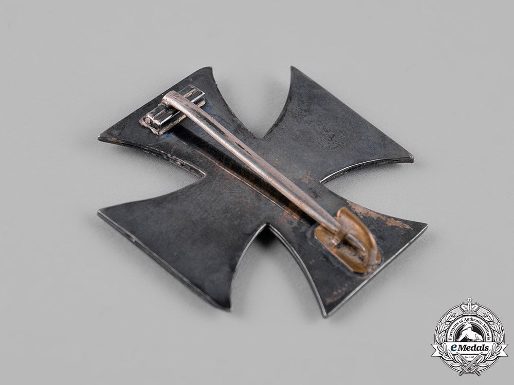 germany,_imperial._a1914_iron_cross_i_class_c19-4765