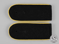 Germany, Waffen-Ss. A Set Of Waffen-Ss Mann Signals Shoulder Straps