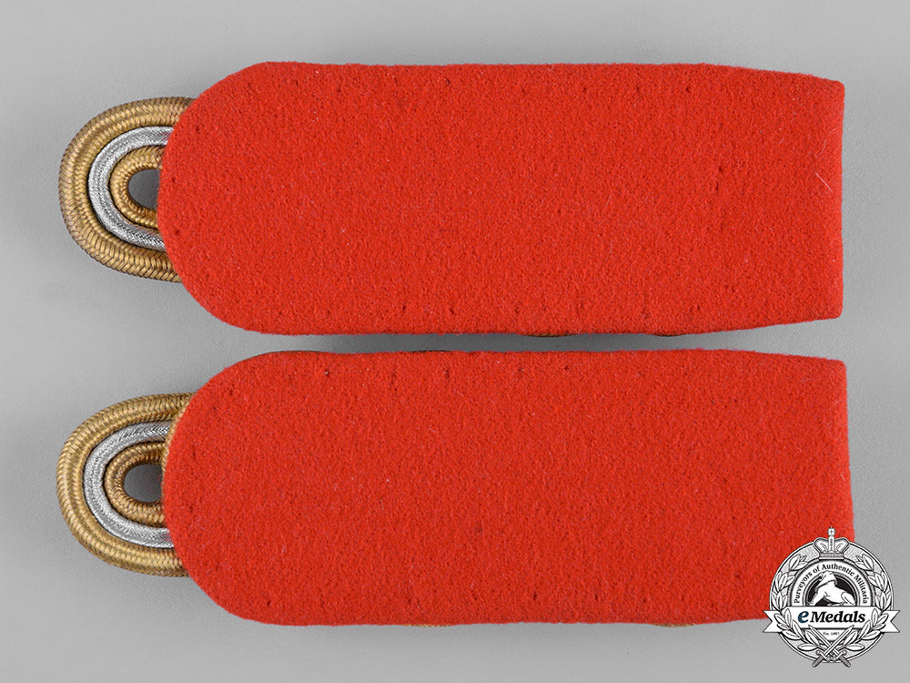 germany,_heer._a_set_of_army_generalmajor_shoulder_boards,_collar_tabs,&_breast_eagle_c19-4953