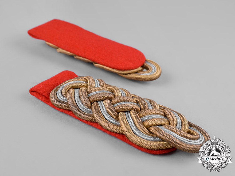 germany,_heer._a_set_of_army_generalmajor_shoulder_boards,_collar_tabs,&_breast_eagle_c19-4954