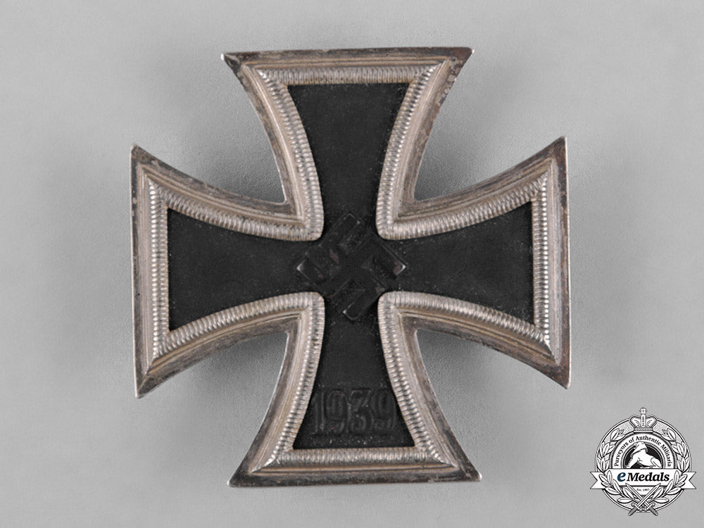germany,_wehrmacht._a1939_iron_cross,_i_class,_with_case_c19-501