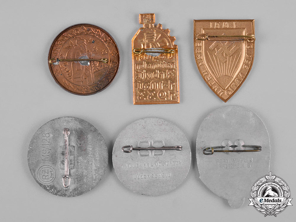 germany,_third_reich._a_lot_of_third_reich_period_badges_c19-5042