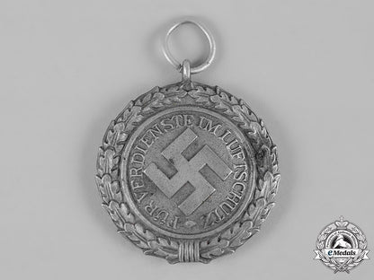 germany,_rlb._an_air_defence_league(_rlb)_air_protection_medal,_ii_class_c19-5098_2_1