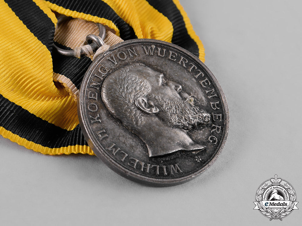 württemberg,_kingdom._a_military_merit_medal,_gold_grade_c19-5161