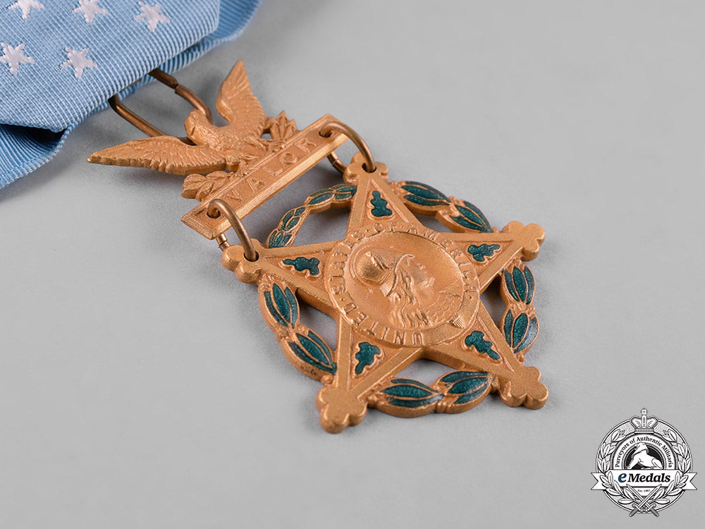 united_states._an_army_medal_of_honor,_type_vi(1964-_present)_c19-5217