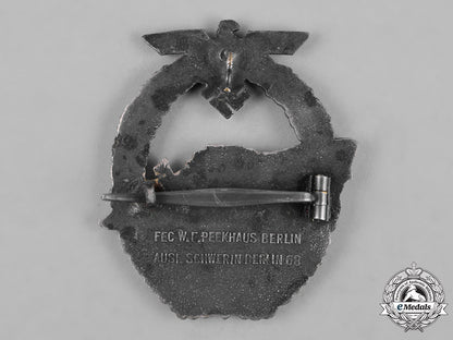 germany,_kriegsmarine._an_e-_boat_war_badge,_by_c._schwerin&_sohn,2_nd_pattern,_variation1_c19-522