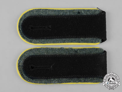 germany,_waffen-_ss._a_pair_of_signals_em_shoulder_straps_c19-529_1