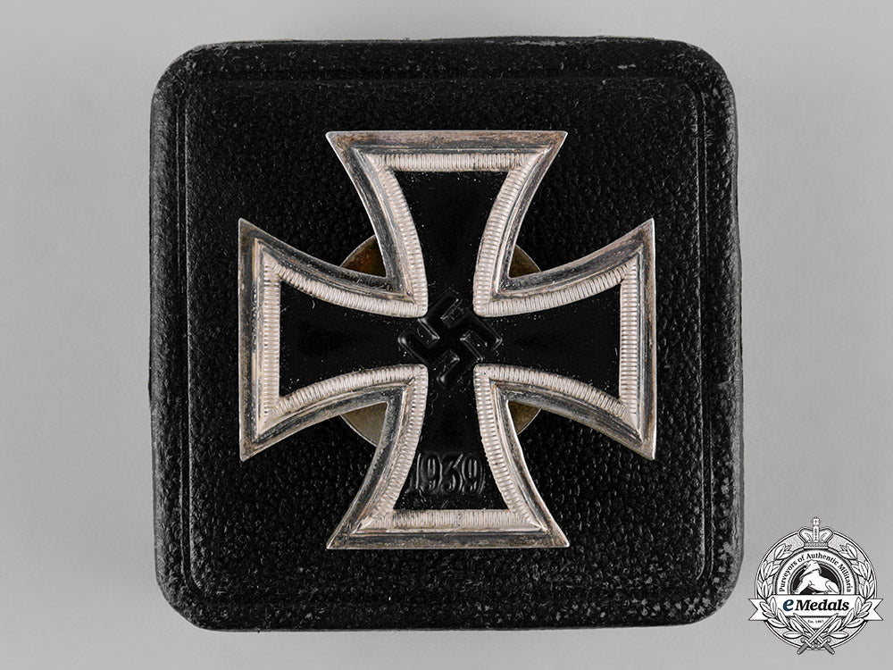 germany,_wehrmacht._a1939_iron_cross,_i_class,_with_case,_by_alois_rettenmaier_c19-531