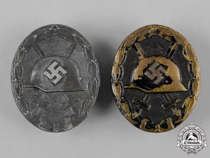 germany,_wehrmacht._a_pair_of_second_war_period_wound_badges_c19-541
