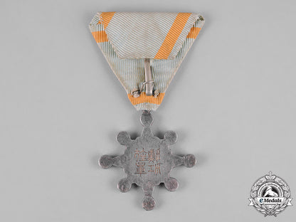 japan,_empire._an_order_of_the_sacred_treasure,_vii_class_c19-5447