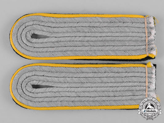 germany,_ss._a_set_of_cavalry_untersturmführer_shoulder_boards_c19-5637
