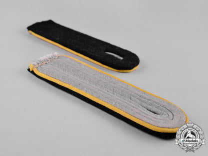 germany,_ss._a_set_of_waffen-_ss_signals_untersturmführer_shoulder_boards_c19-5659_2_1
