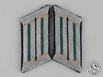 germany,_heer._a_set_of_gebirgsjäger_leutnant’s_rank_insignia_c19-5669