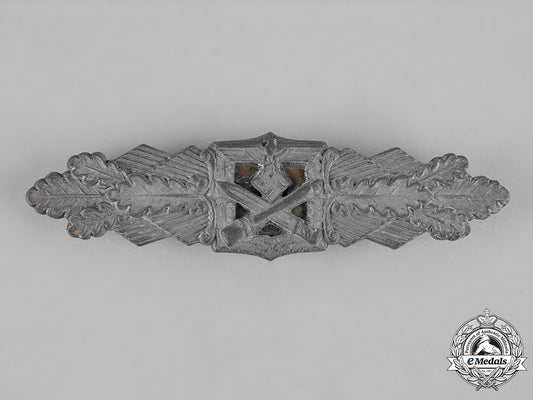 germany,_wehrmacht._a_close_combat_clasp,_silver_grade,_by_c.e._juncker_c19-5709_1_1