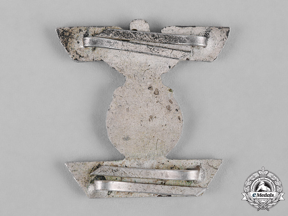 germany,_wehrmacht._a_clasp_to_the1939_iron_cross_ii_class,_type_ii_c19-5718