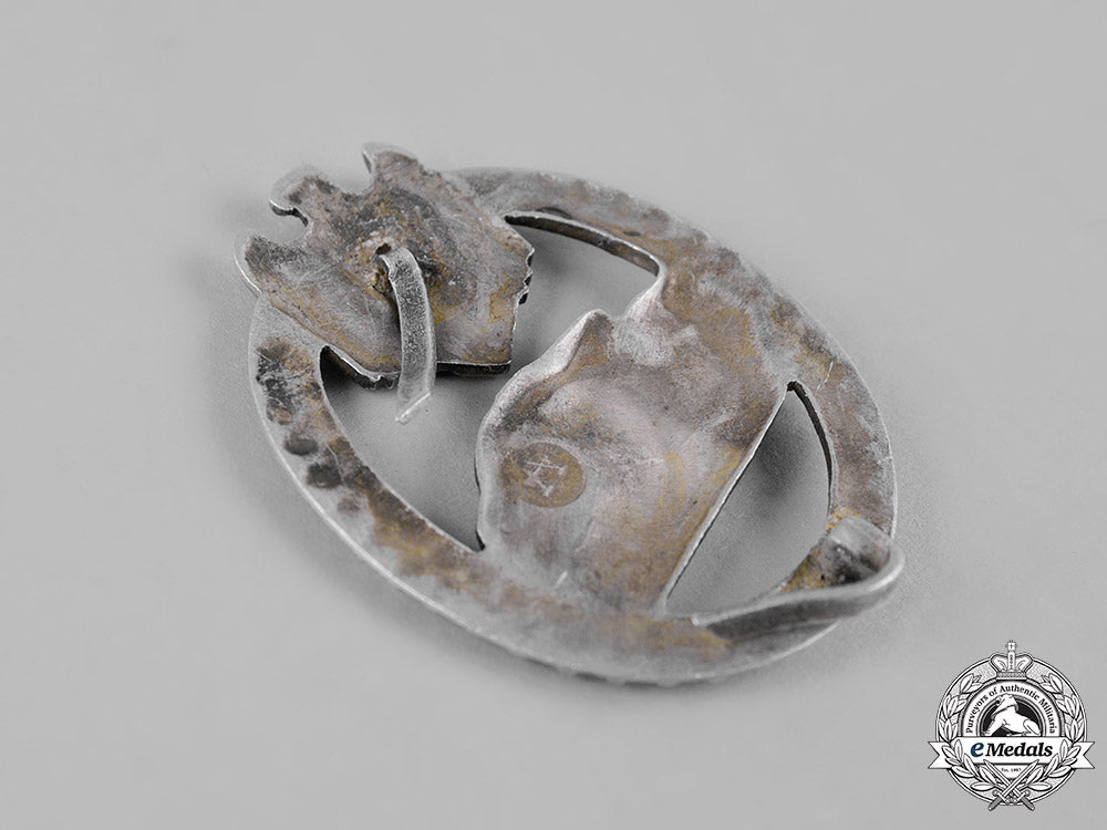 germany,_heer._an_armored_marksmanship_lanyard_badge,_by_assmann_c19-5752_1_1_1_1