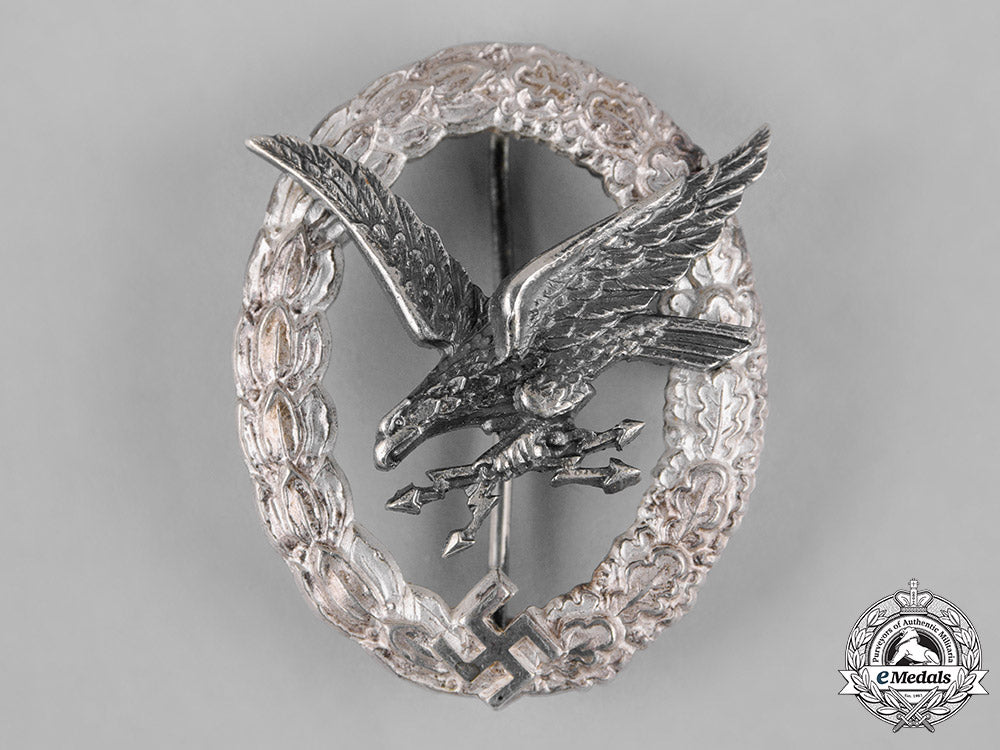 germany,_luftwaffe._a_radio_operator_badge_by_f.w._assmann&_söhne_c19-5778_1_1_1_1