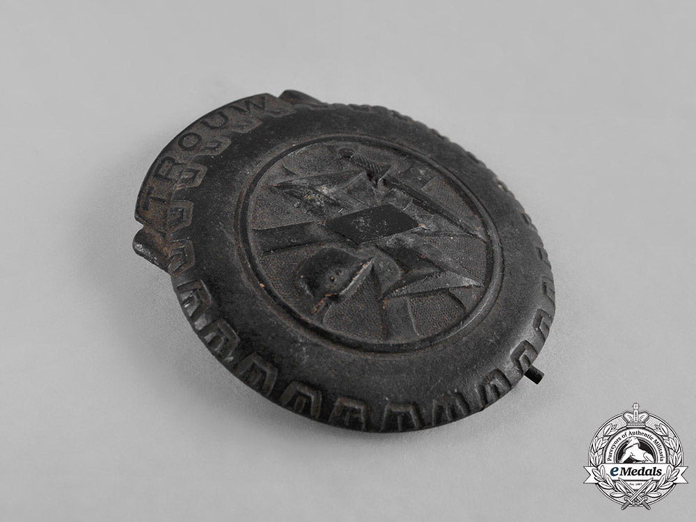 germany,_nskk._a_badge_for_dutch_eastern_front_volunteers_in_the_nskk_c19-5786_2_1