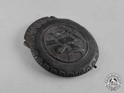 germany,_nskk._a_badge_for_dutch_eastern_front_volunteers_in_the_nskk_c19-5786_2_1