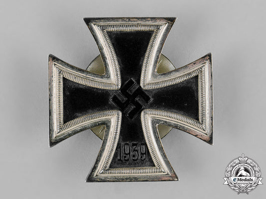 germany,_wehrmacht._a1939_iron_cross_i_class,_by_b.h._mayer,_maerz_published_example_c19-5804