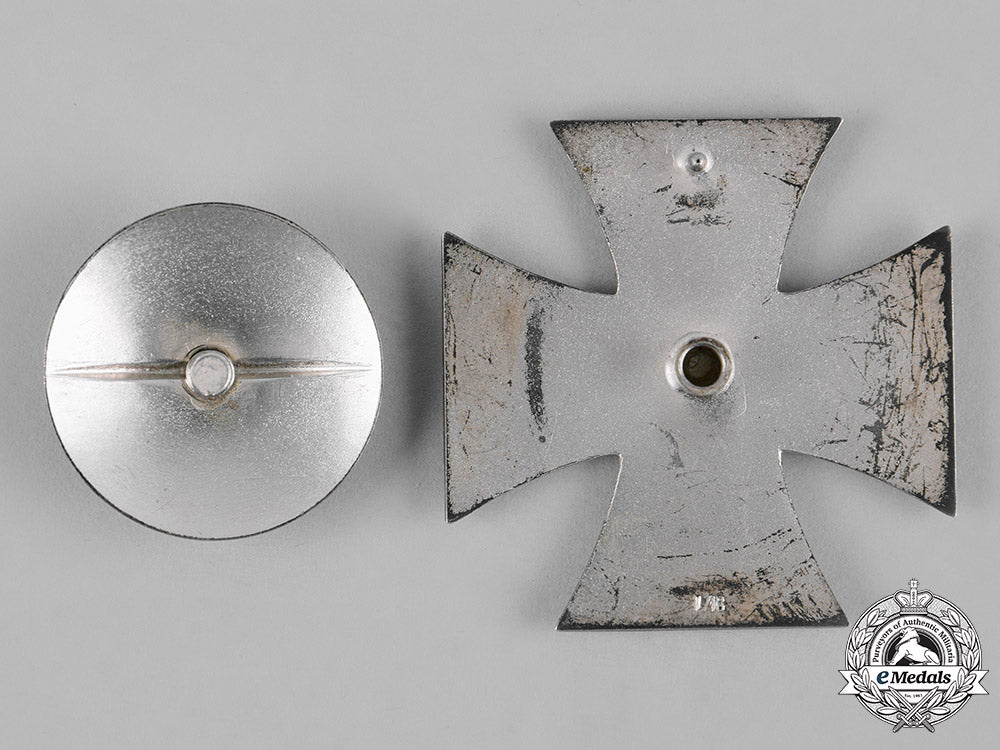 germany,_wehrmacht._a1939_iron_cross_i_class,_by_b.h._mayer,_maerz_published_example_c19-5808
